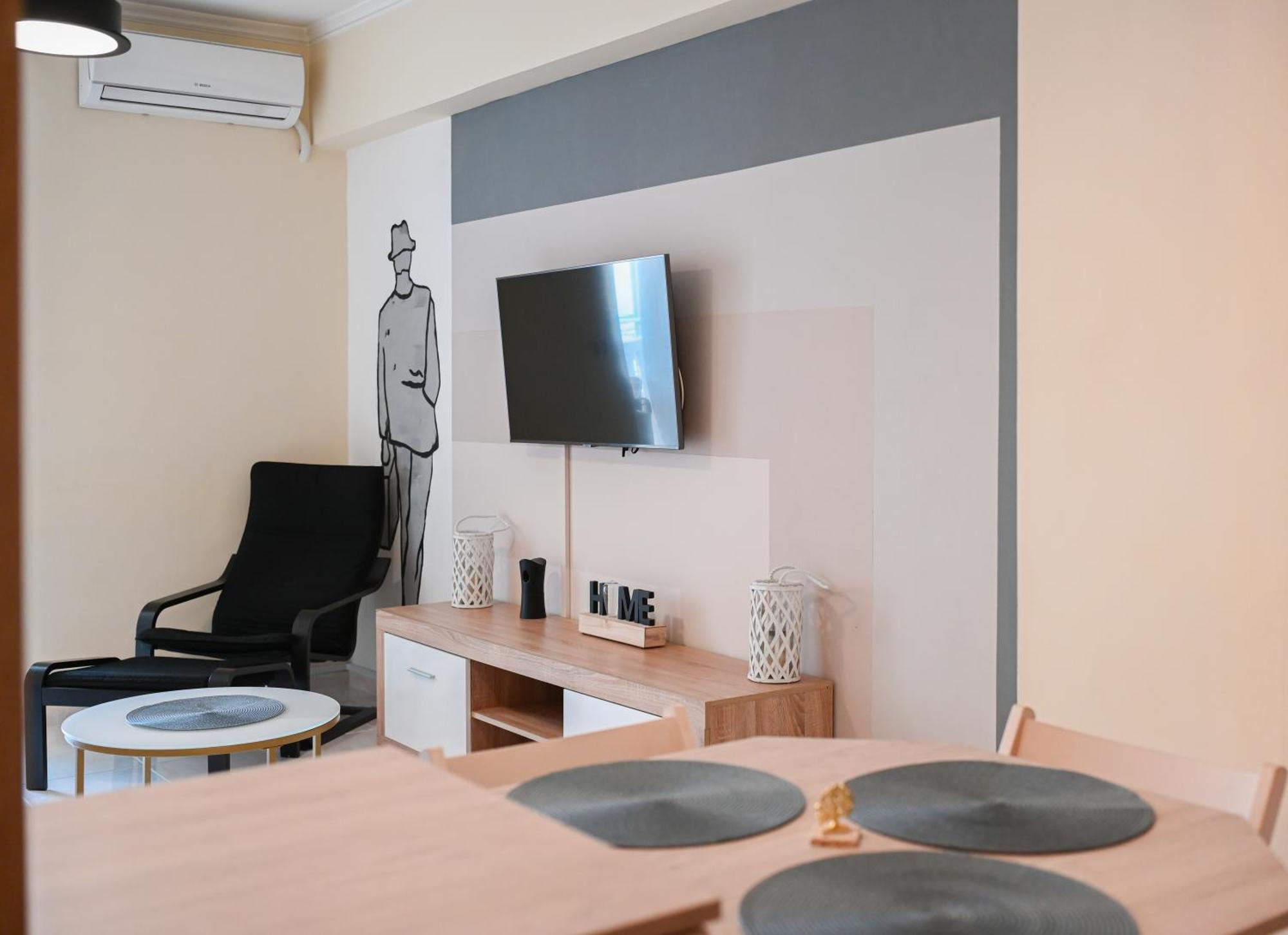 Kostas Home By Bill Apartments Patras Bagian luar foto