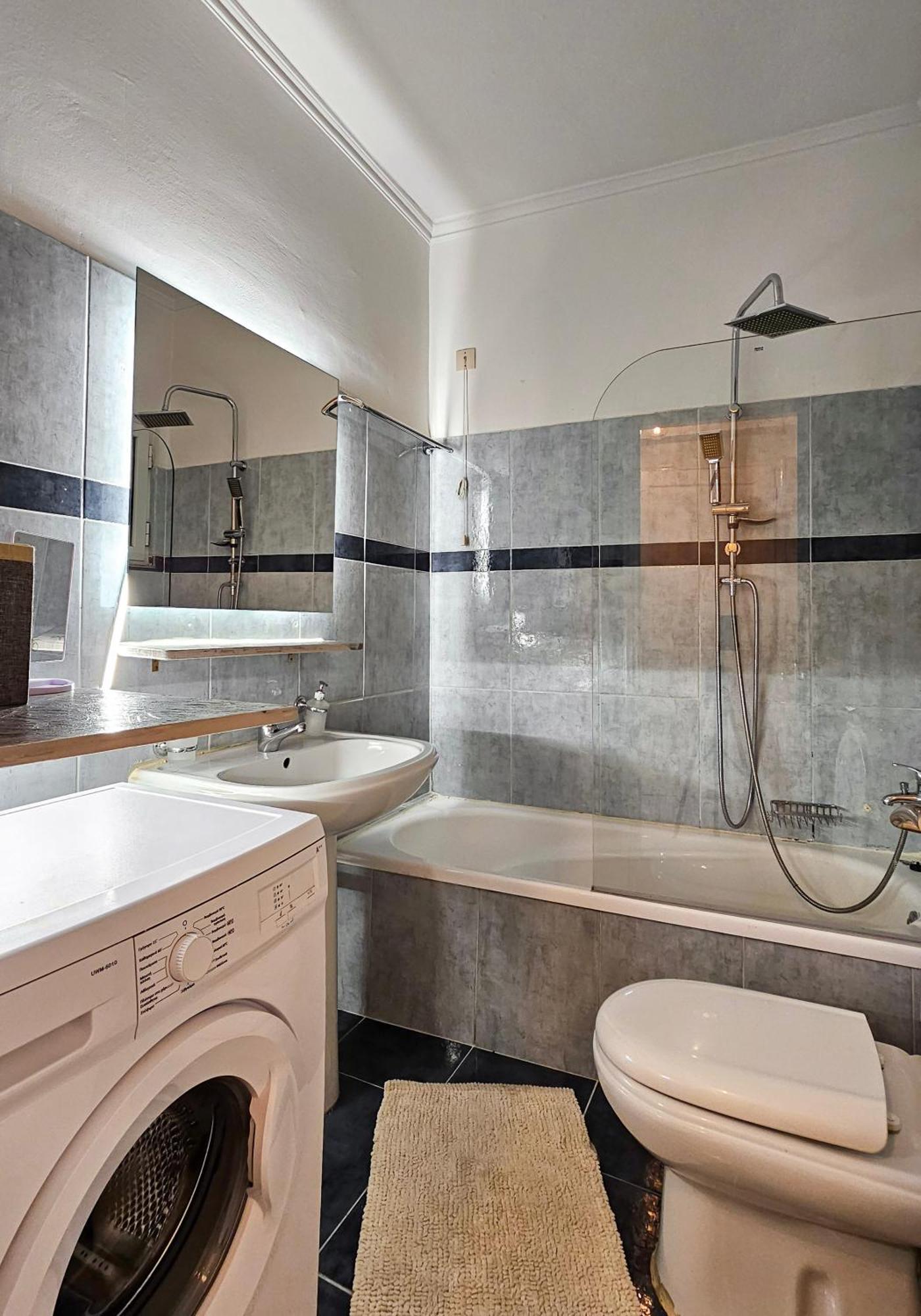 Kostas Home By Bill Apartments Patras Bagian luar foto